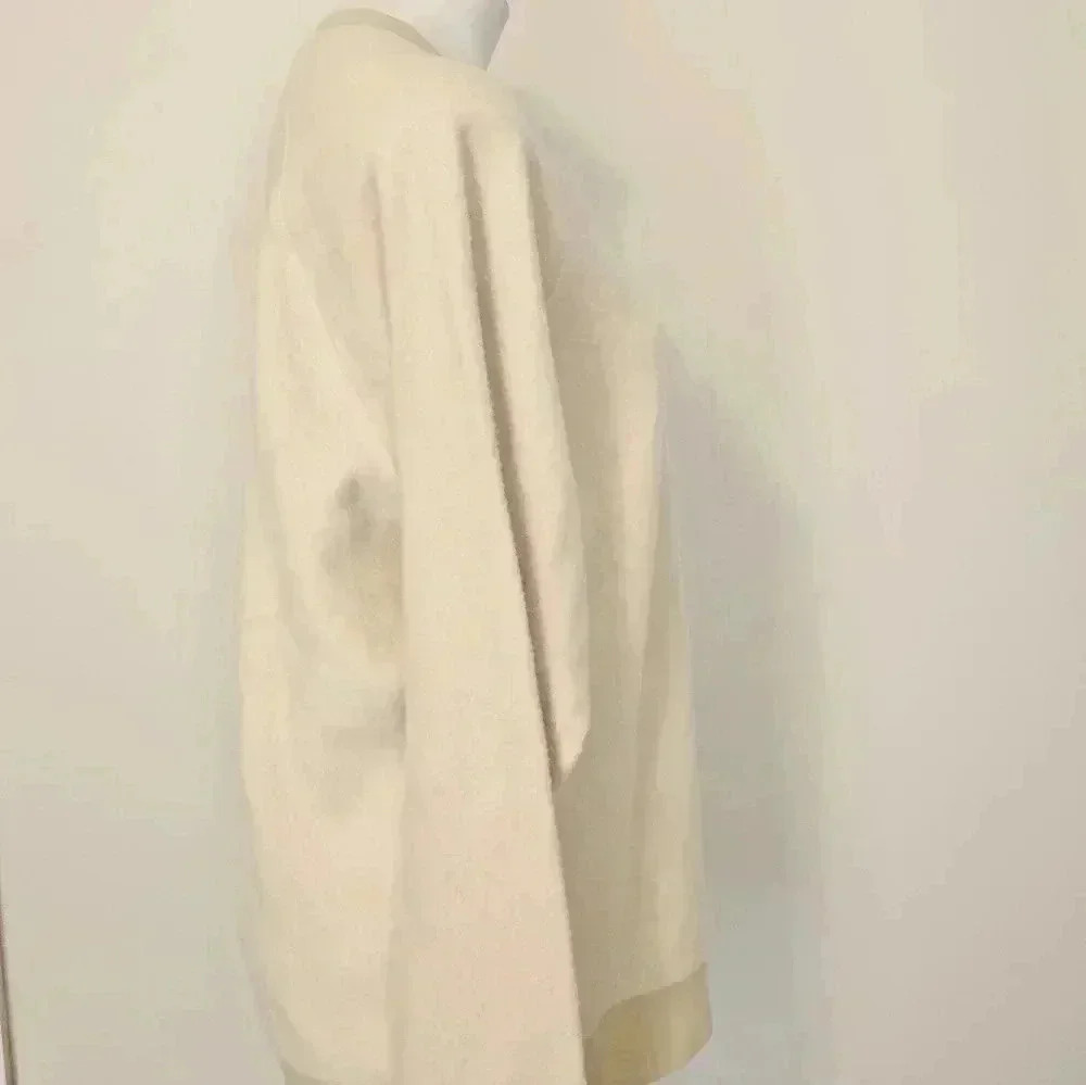 Feat Blanketblend Oatmeal Crew Neck Fleece Sweatshirt - Medium - Picture 3 of 9